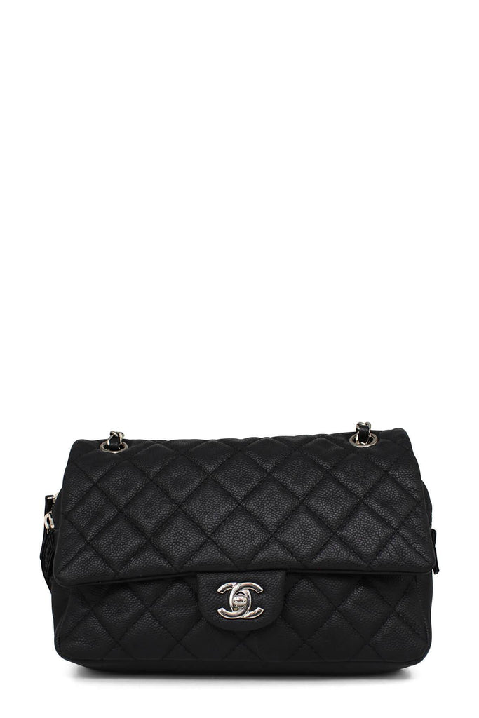 Medium Caviar Easy Flap Black - CHANEL